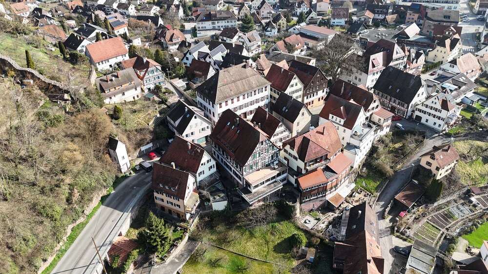 Thumbnail-Haus zum Kaufen in Bad Liebenzell 499.000,00 € 695 m²