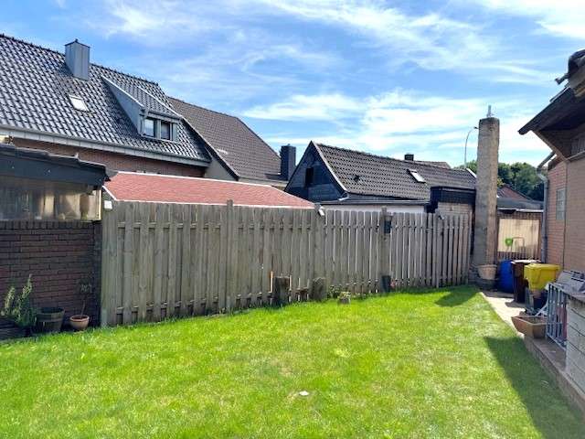 Thumbnail-Haus zum Kaufen in Nettetal -SCHAAG 219.000,00 € 97.87 m²