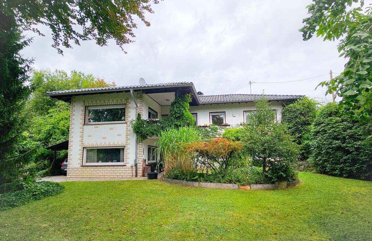 Thumbnail-Haus zum Kaufen in Neunkirchen-Seelscheid Brackemich 498.000,00 € 190 m²