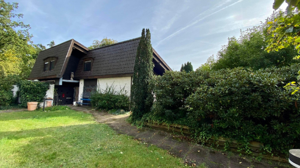 Thumbnail-Haus zum Kaufen in Burgwedel 621.500,00 € 301.21 m²