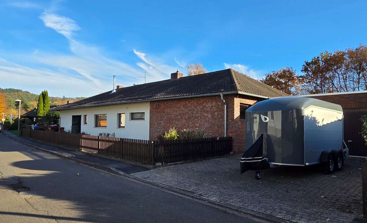 Thumbnail-Haus zum Kaufen in Rheinbreitbach 698.000,00 € 310 m²