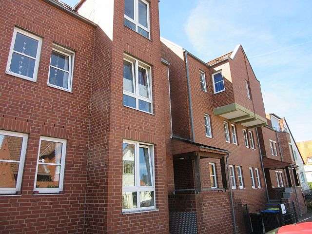 Thumbnail-Wohnung zum Kaufen in Barsinghausen 178.000,00 € 77.64 m²