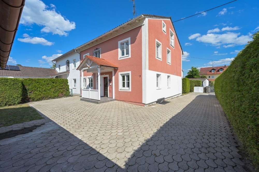 Thumbnail-Haus zum Kaufen in Forstinning Schwabenwegen 1.190.000,00 € 209 m²