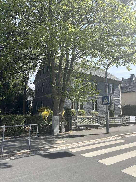 Thumbnail-Haus zum Kaufen in Sonneberg 295.000,00 € 320 m²