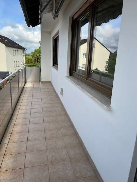 Thumbnail-Wohnung zum Mieten in Zolling 1.100,00 € 100 m²