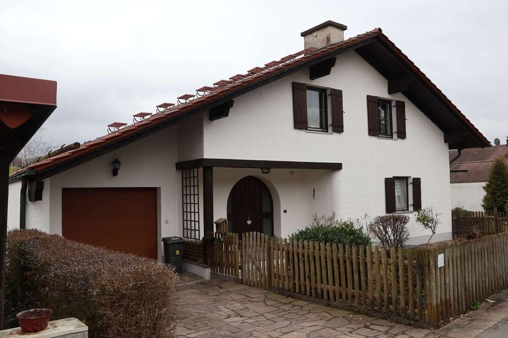 Thumbnail-Haus zum Kaufen in Bogen 295.000,00 € 137.47 m²