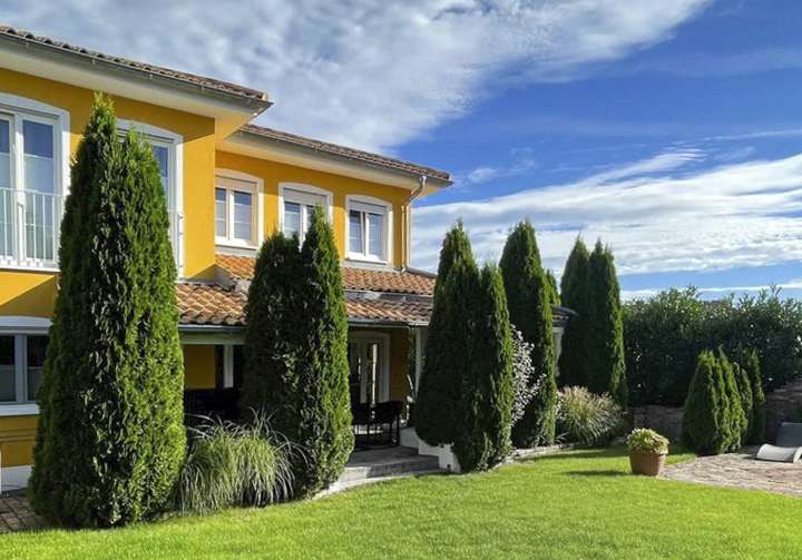 Thumbnail-Haus zum Kaufen in Bobingen 1.195.000,00 € 160 m²