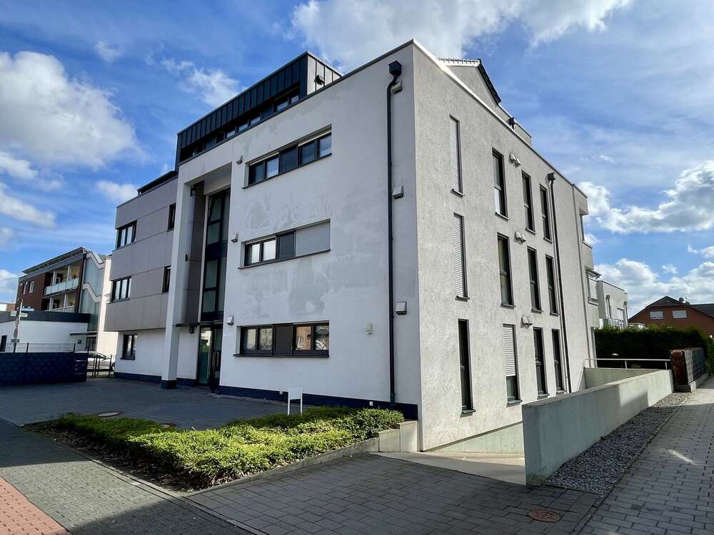 Thumbnail-Haus zum Kaufen in Hövelhof 2.598.000,00 € 865 m²