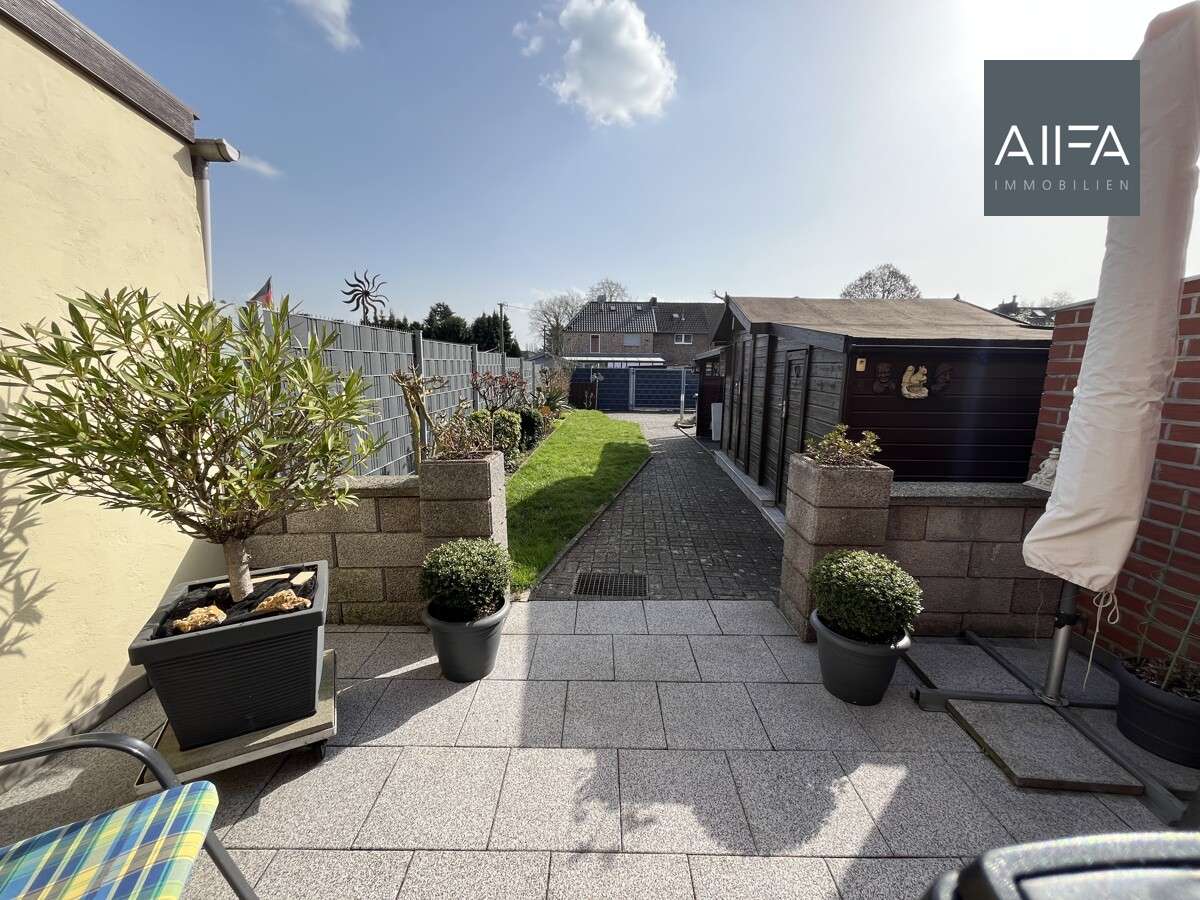 Thumbnail-Haus zum Kaufen in Baesweiler 164.000,00 € 65 m²