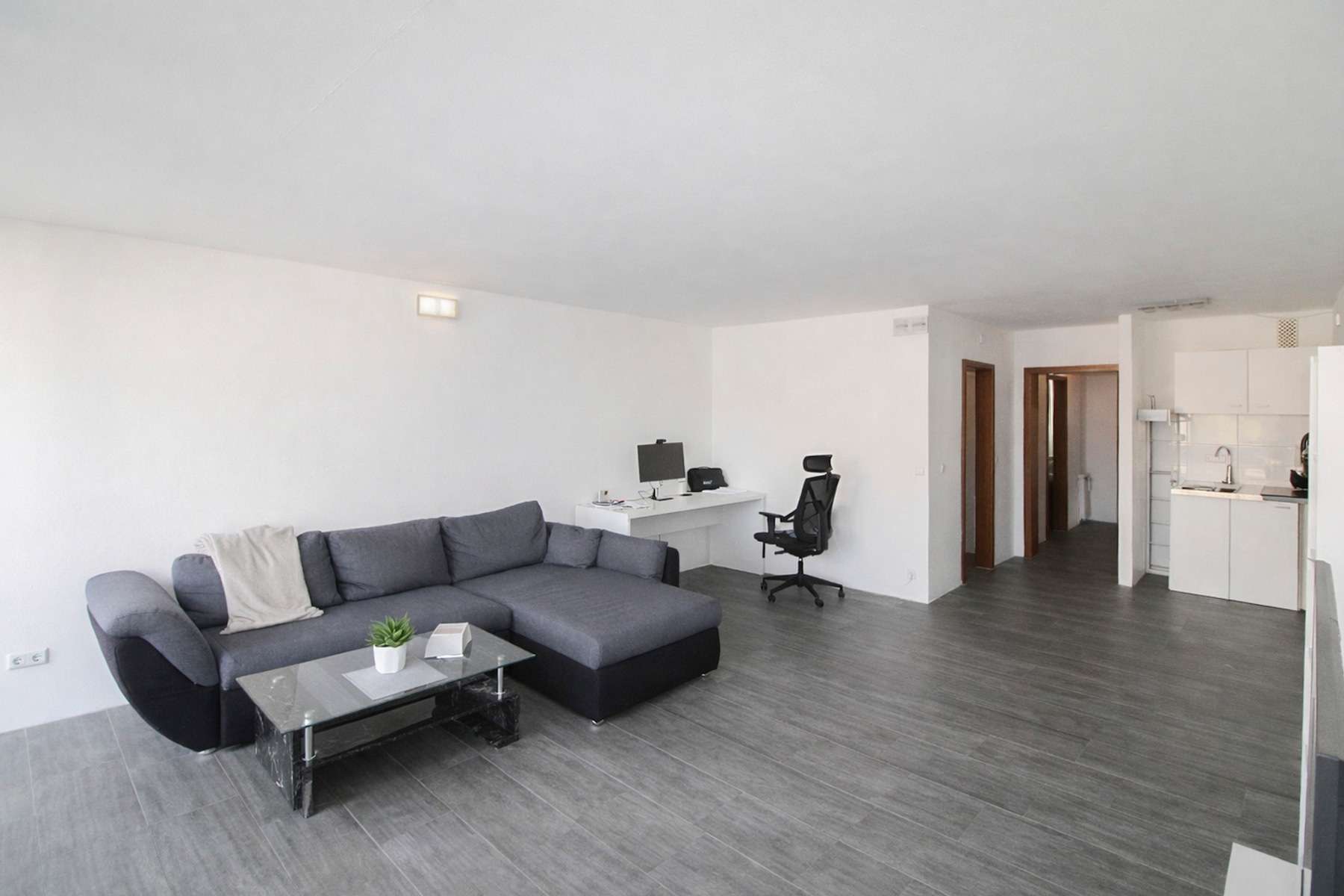 Thumbnail-Wohnung zum Kaufen in Wolfsburg 85.000,00 € 59 m²