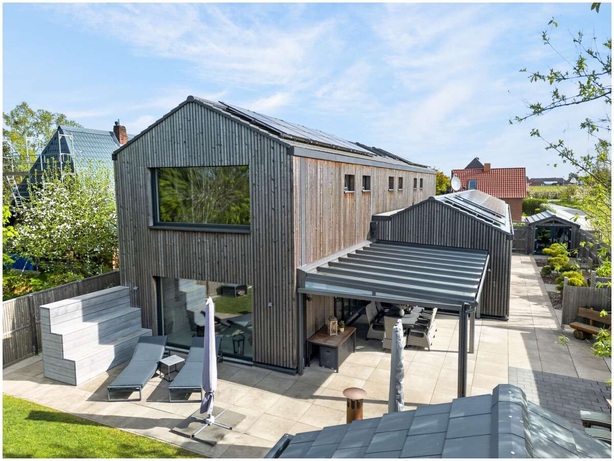 Thumbnail-Haus zum Kaufen in Hollern-Twielenfleth 1.599.000,00 € 304.6 m²