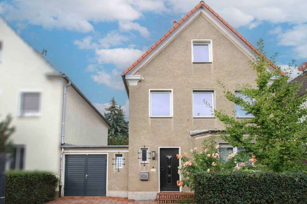 Thumbnail-Haus zum Kaufen in Halle (Saale) 420.000,00 € 138.16 m²