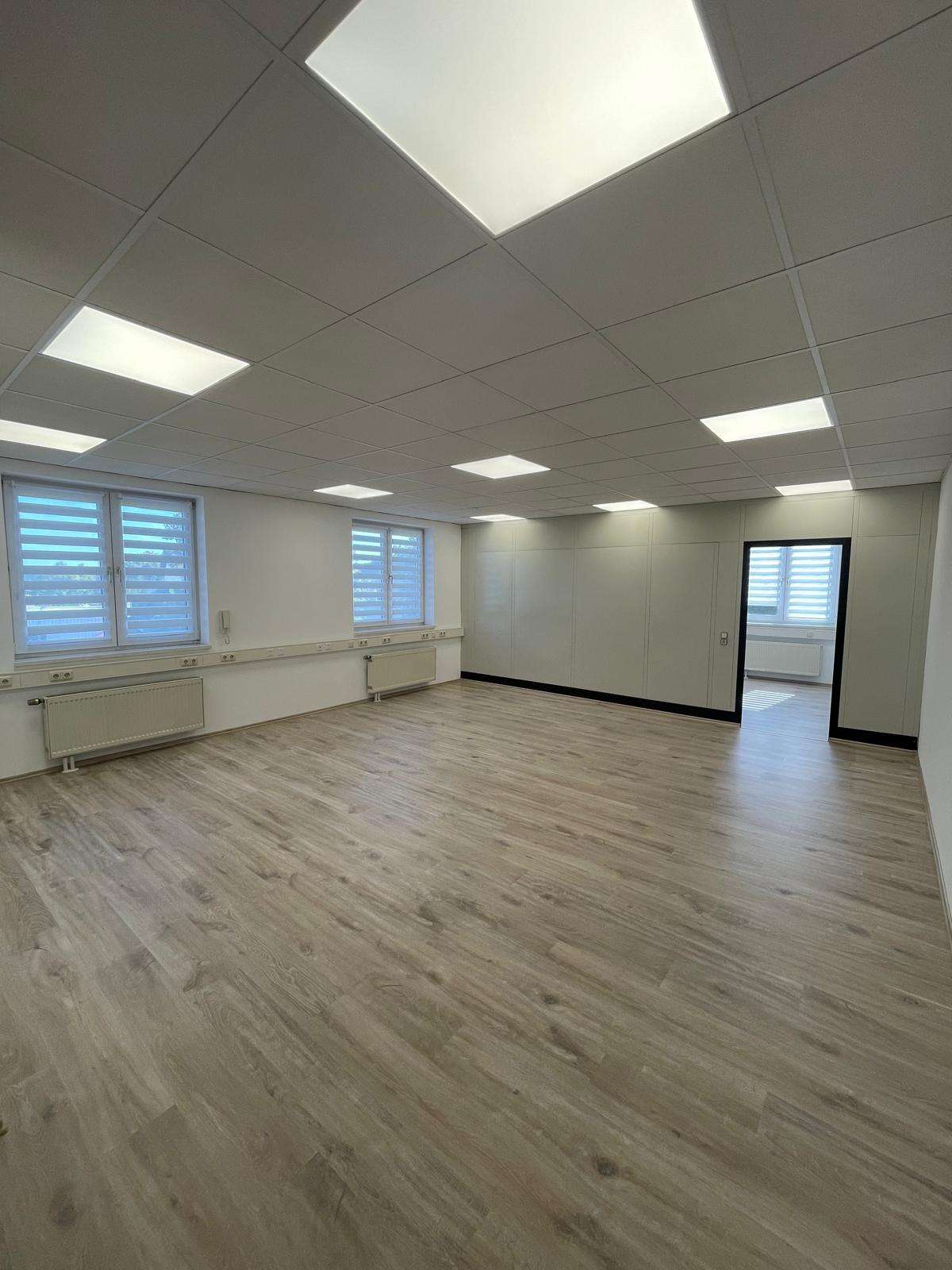 Thumbnail-Büro in Usingen 540,00 € 71 m²