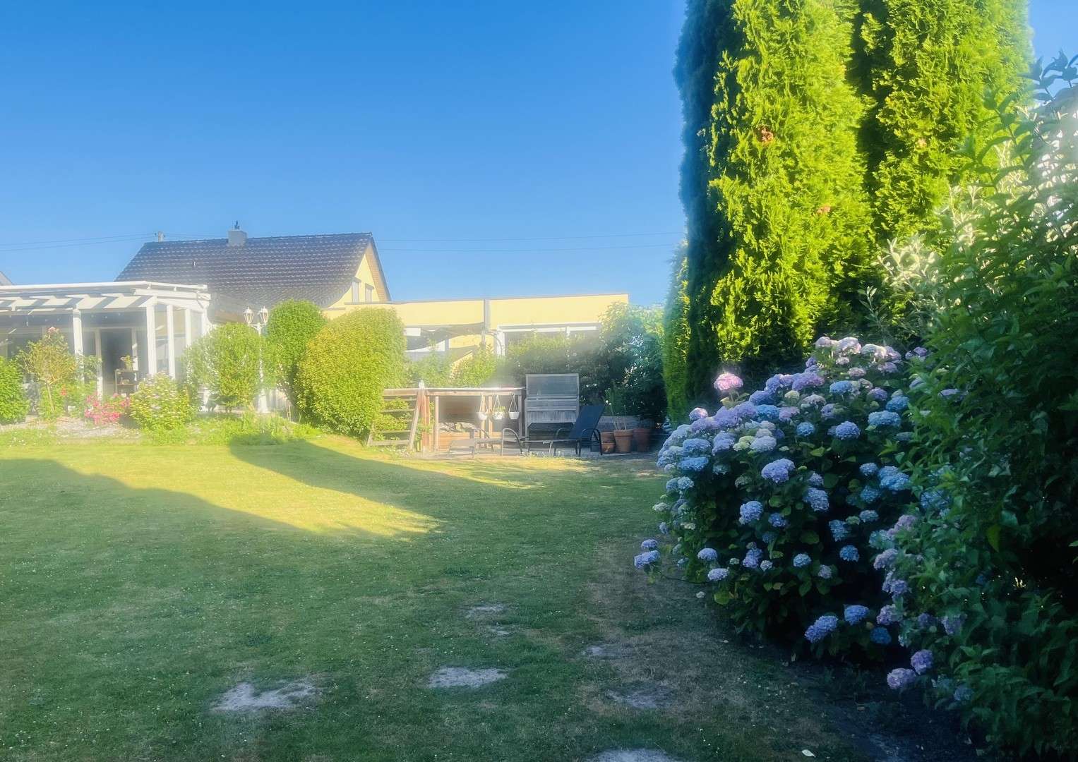 Thumbnail-Haus zum Kaufen in Korschenbroich 680.000,00 € 280 m²