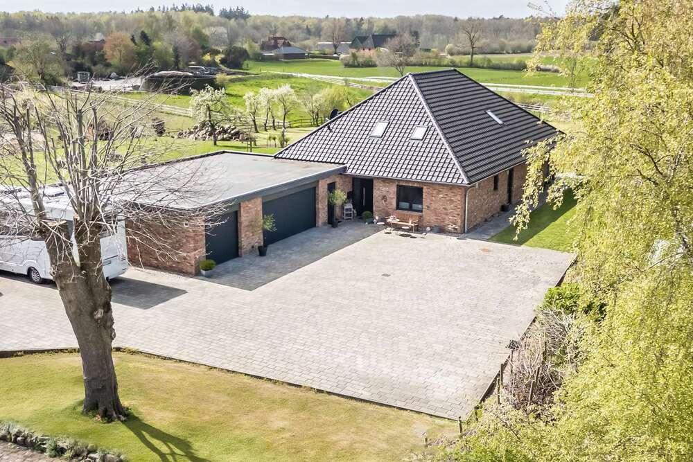 Thumbnail-Haus zum Kaufen in Westensee 865.000,00 € 232 m²