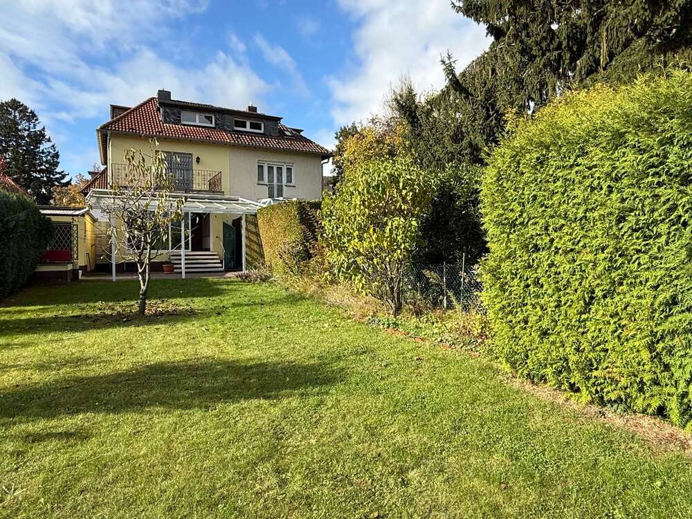 Thumbnail-Haus zum Kaufen in Frankfurt 650.000,00 € 113 m²