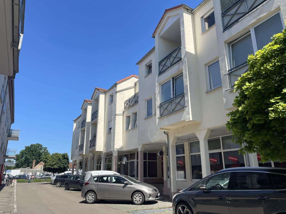 Thumbnail-Wohnung zum Kaufen in Coswig 140.000,00 € 72 m²