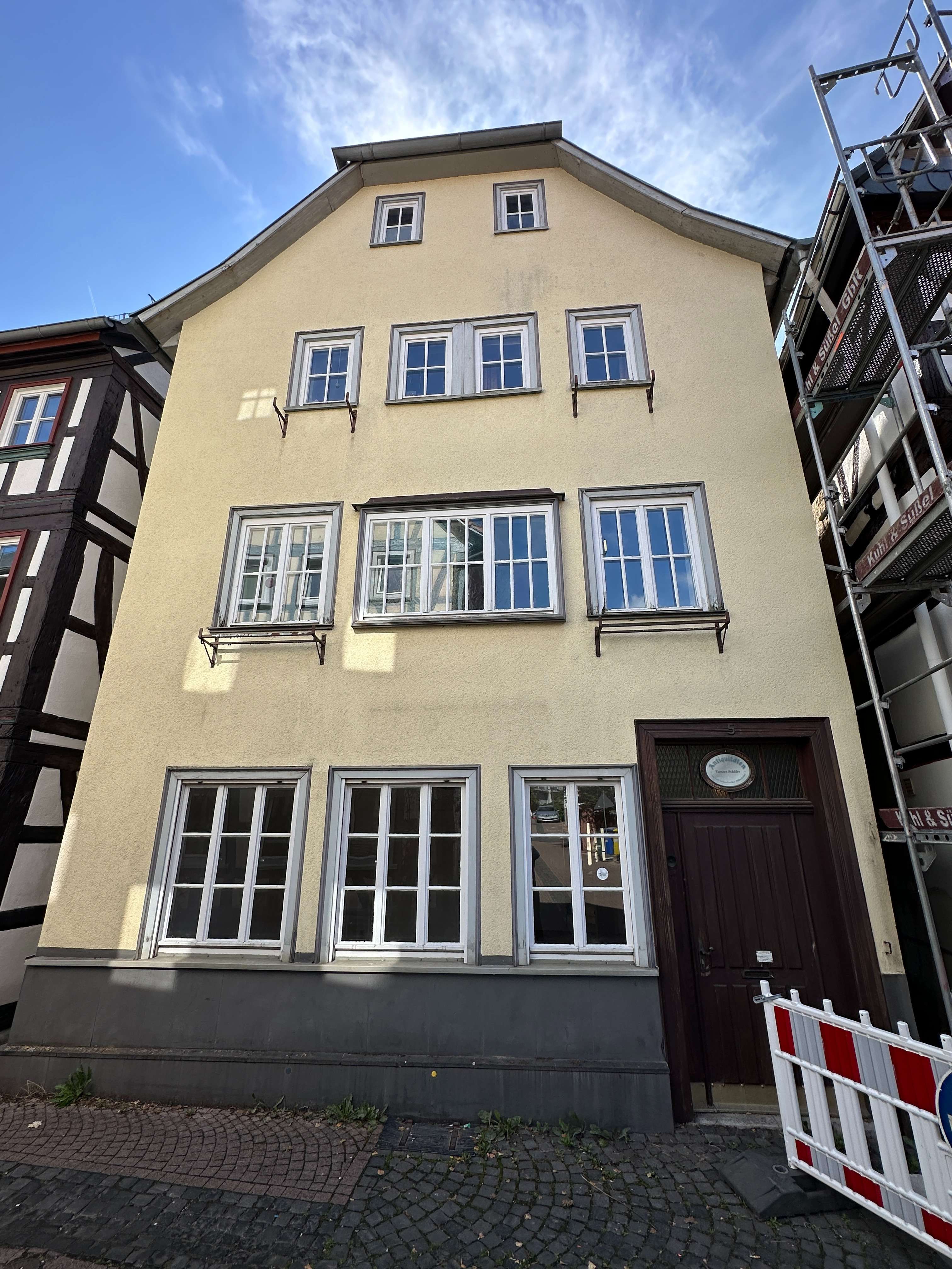 Thumbnail-Haus zum Kaufen in Lich 205.000,00 € 144.06 m²