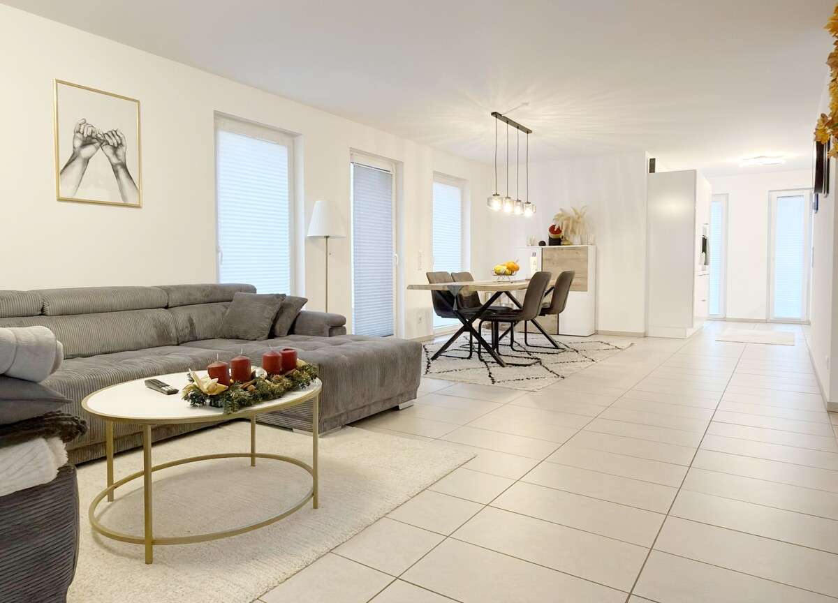 Thumbnail-Wohnung zum Mieten in Langenfeld 1.550,00 € 111 m²