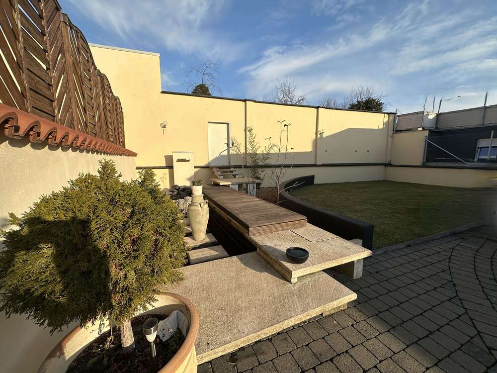 Thumbnail-Haus zum Kaufen in Düren 680.000,00 € 203 m²