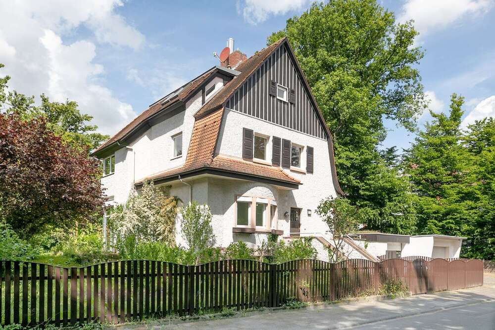 Thumbnail-Haus zum Kaufen in Dreieich 1.749.000,00 € 209.24 m²