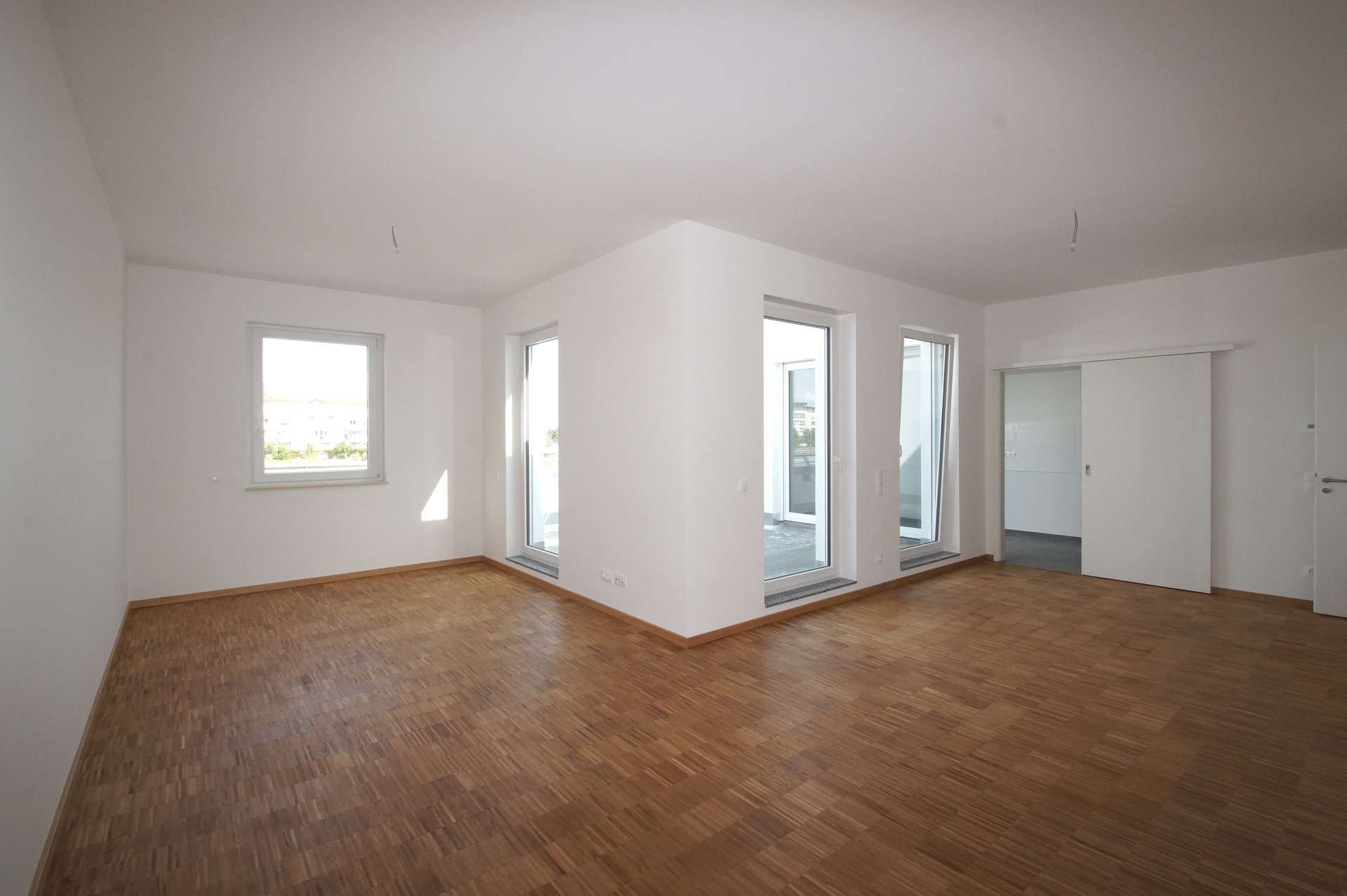 Thumbnail-Wohnung zum Mieten in Kabelsketal 1.350,00 € 139.82 m²