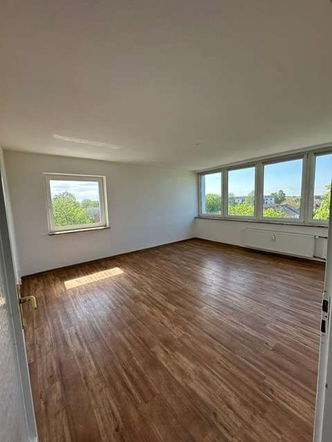Thumbnail-Wohnung zum Mieten in Oldenburg in Holstein 725,00 € 79.56 m²