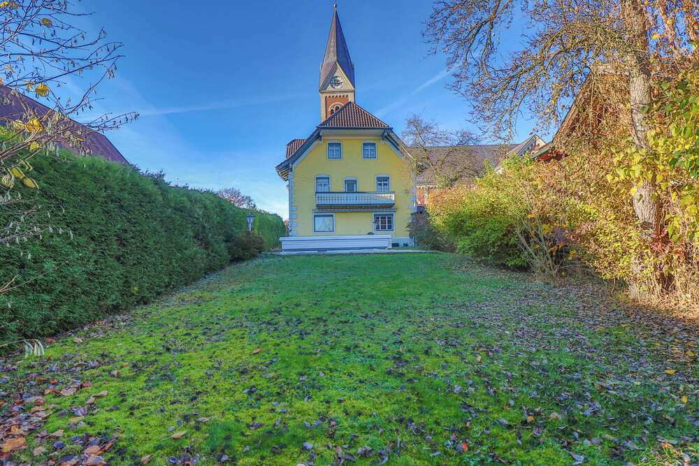 Thumbnail-Haus zum Kaufen in Fridolfing 595.000,00 € 236 m²