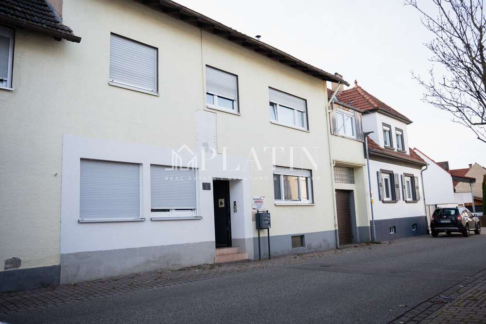 Thumbnail-Haus zum Kaufen in Ubstadt-Weiher 489.000,00 € 220 m²