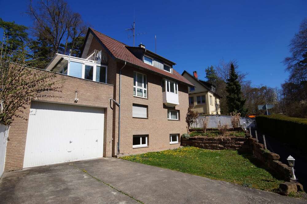 Thumbnail-Haus zum Kaufen in Leonberg 850.000,00 € 208 m²