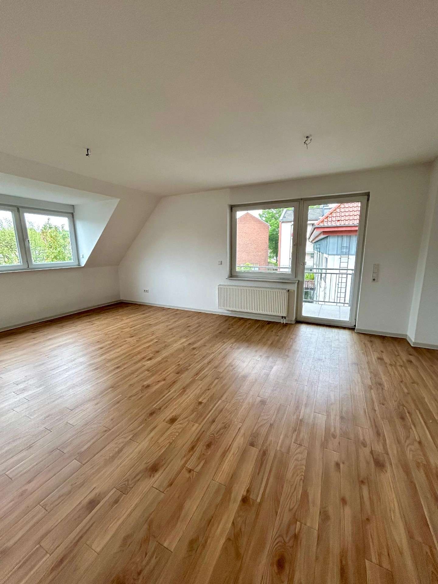 Thumbnail-Wohnung zum Mieten in Oldenburg 1.100,00 € 130 m²