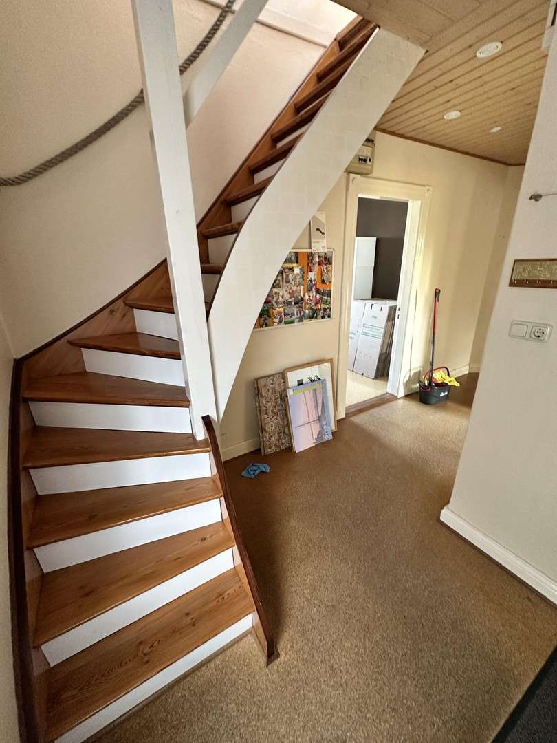 Thumbnail-Wohnung zum Mieten in Kiel 1.200,00 € 100 m²