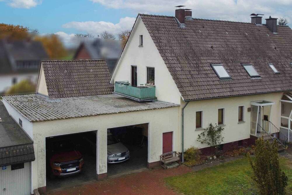 Thumbnail-Haus zum Kaufen in Petershagen 135.000,00 € 121.91 m²