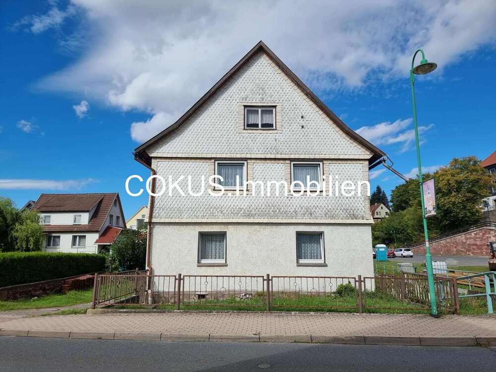 Thumbnail-Haus zum Kaufen in Steinbach-Hallenberg 41.700,00 € 165 m²