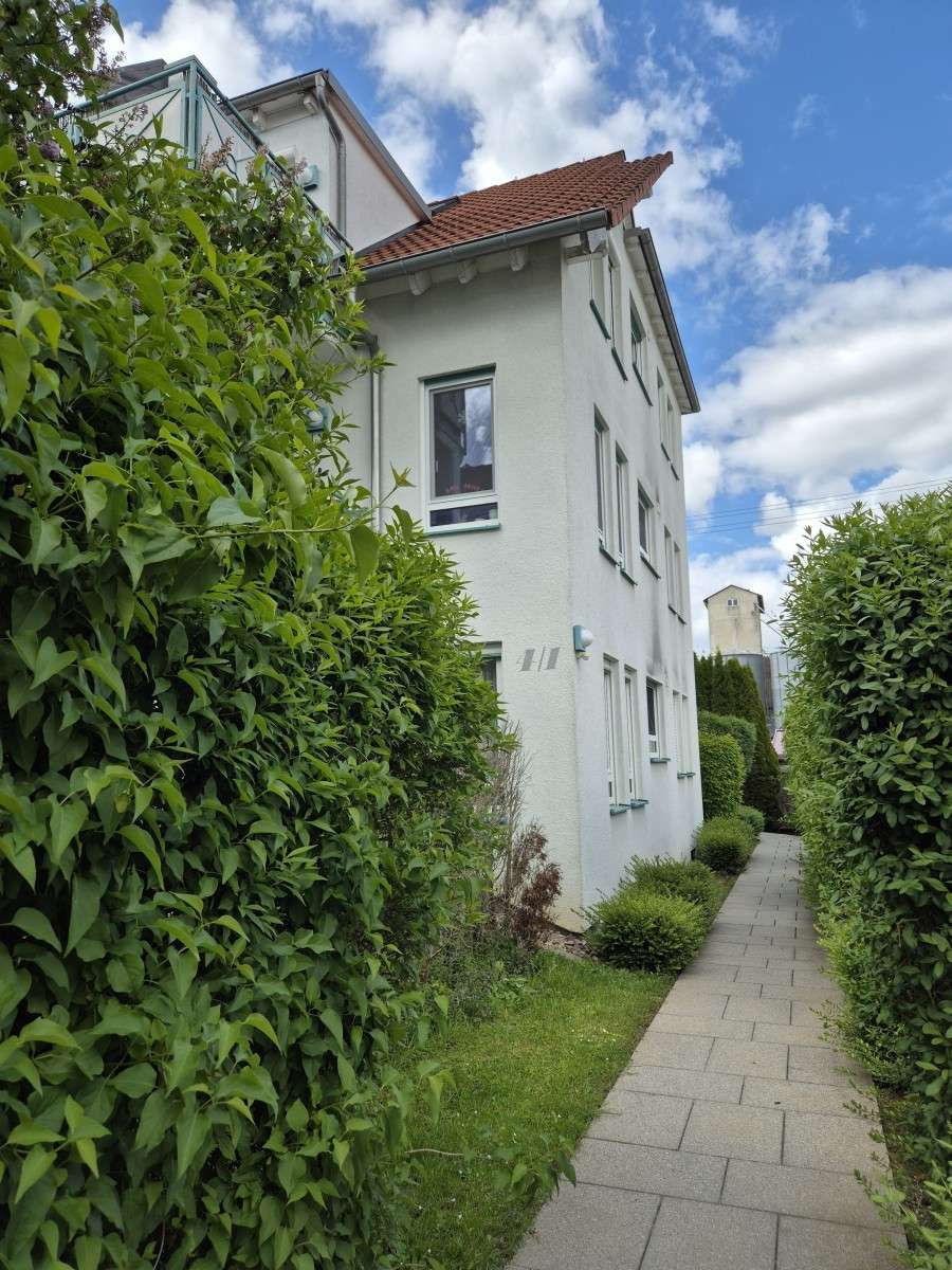 Thumbnail-Wohnung zum Mieten in Herrenberg 1.100,00 € 89.88 m²