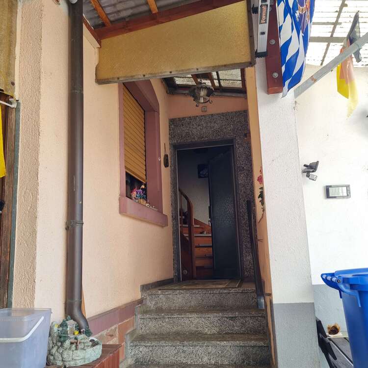 Thumbnail-Haus zum Kaufen in Kleinostheim 282.000,00 € 128 m²