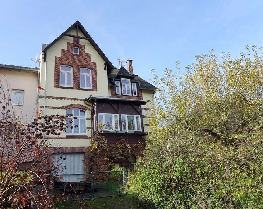 Thumbnail-Haus zum Kaufen in Wetzlar 420.000,00 € 159.7 m²