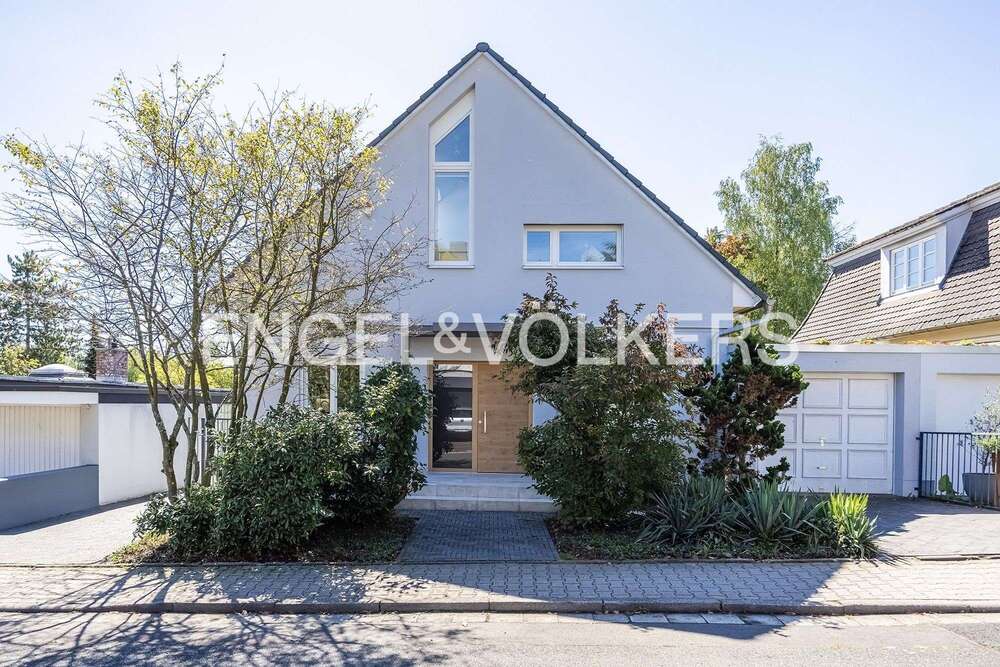 Thumbnail-Haus zum Kaufen in Oberursel 2.190.000,00 € 230 m²