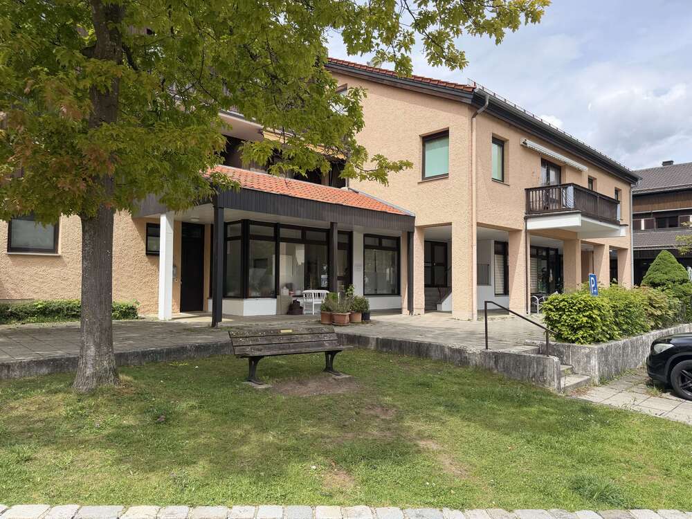 Thumbnail-Wohnung zum Mieten in Feldafing 1.650,00 € 118 m²