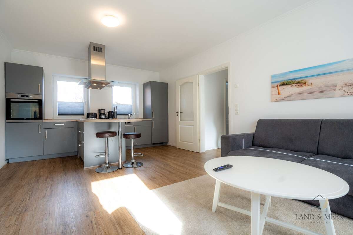 Thumbnail-Wohnung zum Kaufen in Neustadt in Holstein 269.000,00 € 48 m²