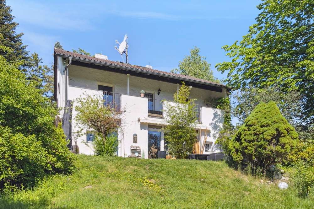 Thumbnail-Haus zum Kaufen in Icking Walchstadt 950.000,00 € 248 m²