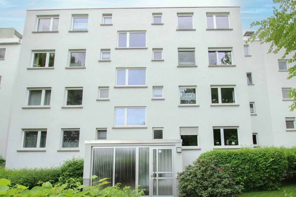Thumbnail-Wohnung zum Kaufen in Steinbach (Taunus) 315.000,00 € 89.25 m²