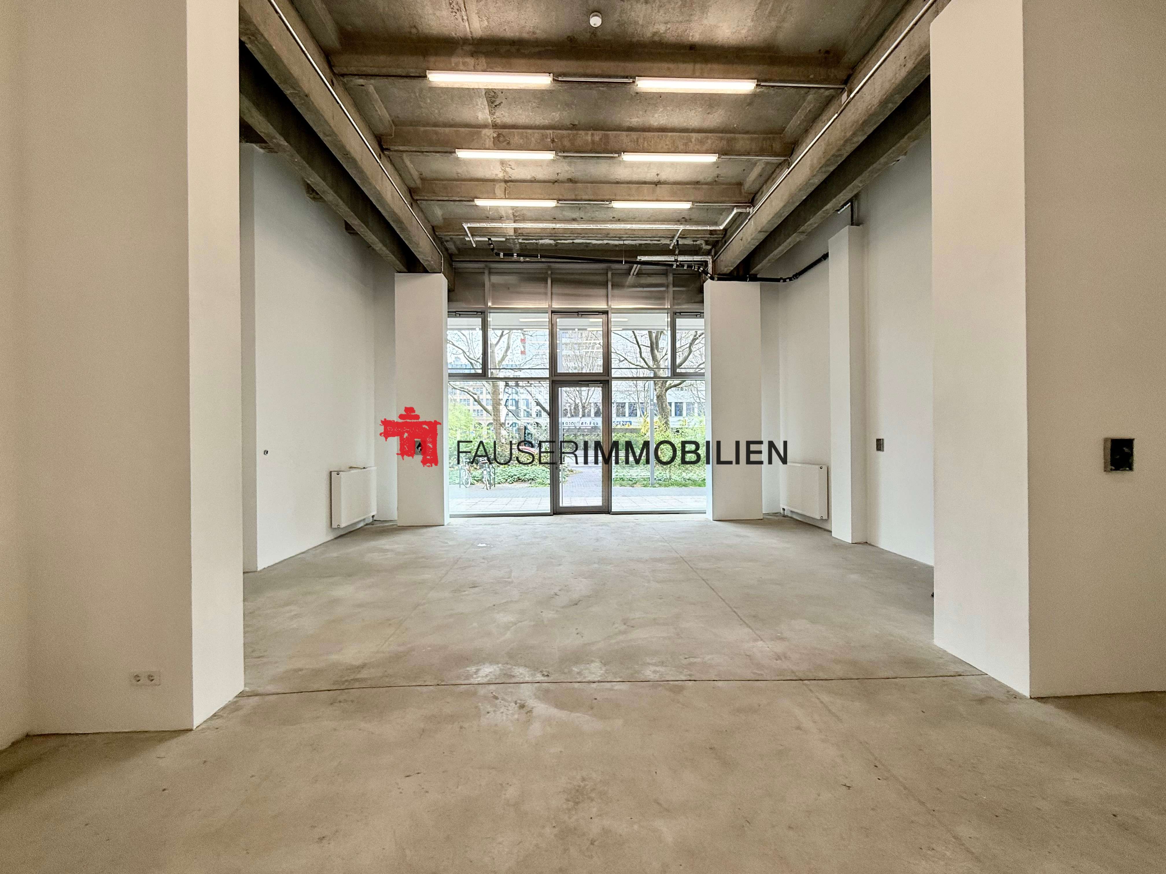 Thumbnail-Einzelhandel in Berlin 2.360,00 € 118 m²