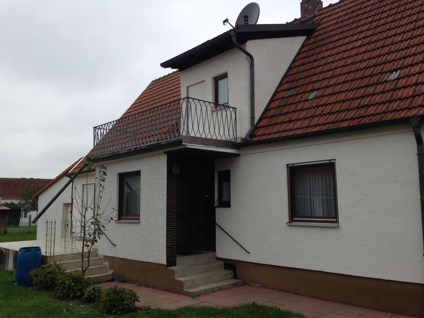 Thumbnail-Haus zum Mieten in Manching 2.500,00 € 169 m²