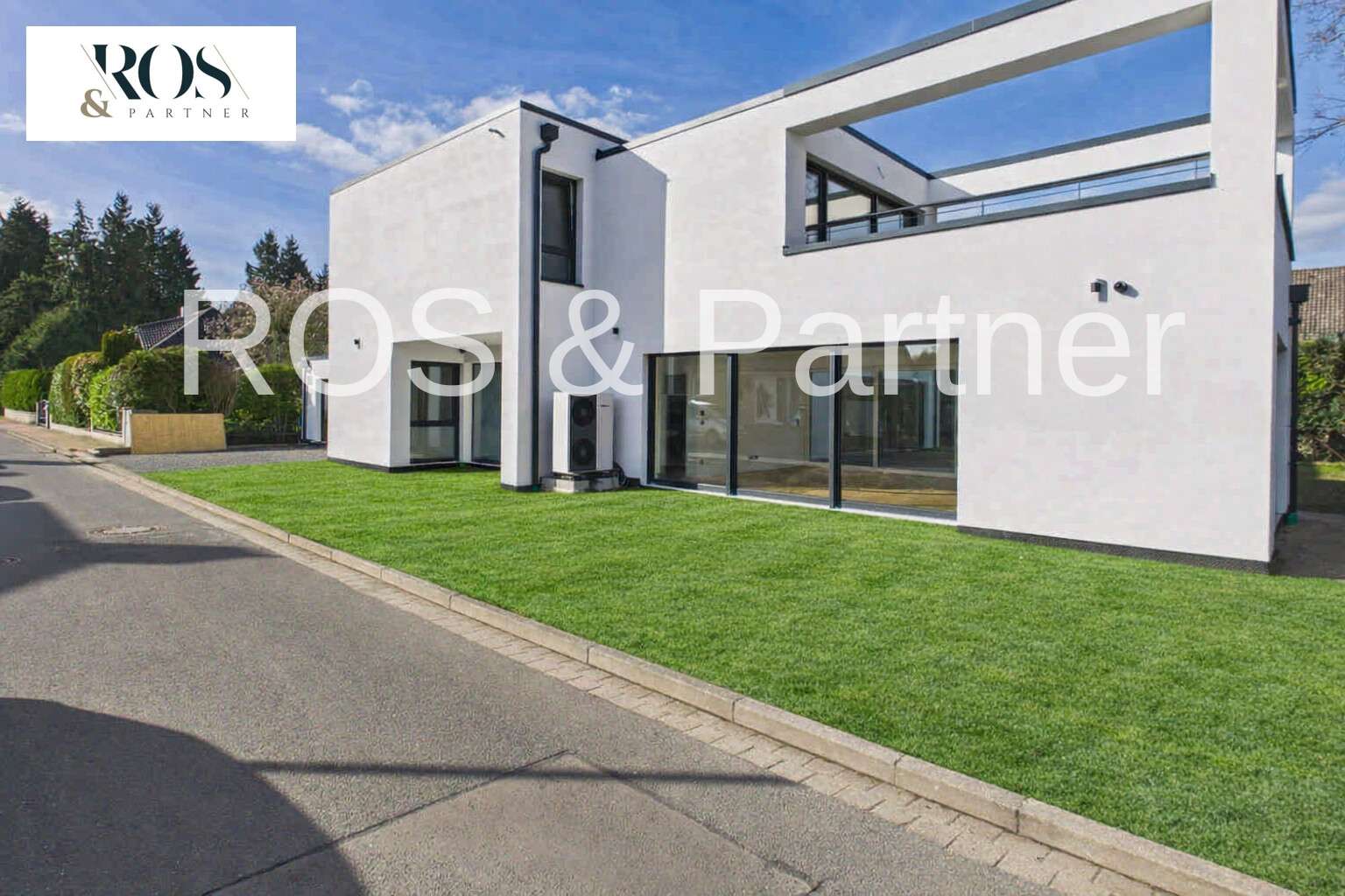 Thumbnail-Haus zum Kaufen in Hannover 1.490.000,00 € 350 m²