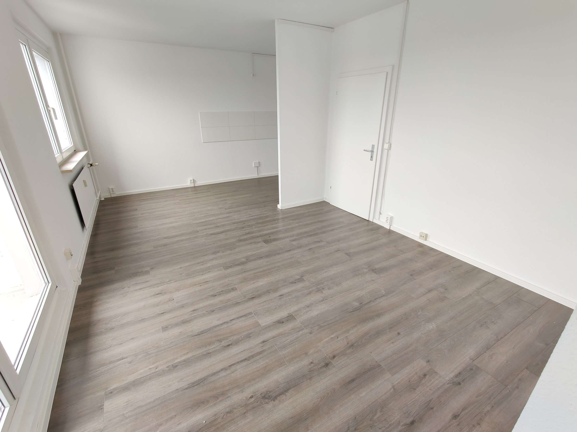 Thumbnail-Wohnung zum Mieten in Halle 850,00 € 119 m²