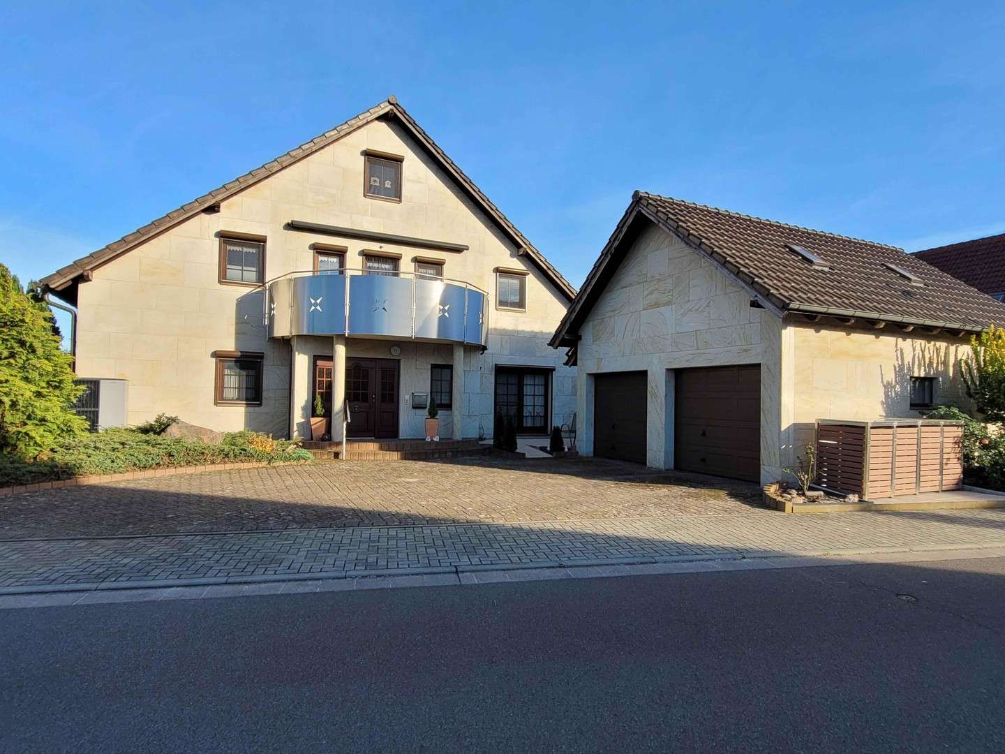 Thumbnail-Haus zum Kaufen in Cottbus 558.950,00 € 310.53 m²