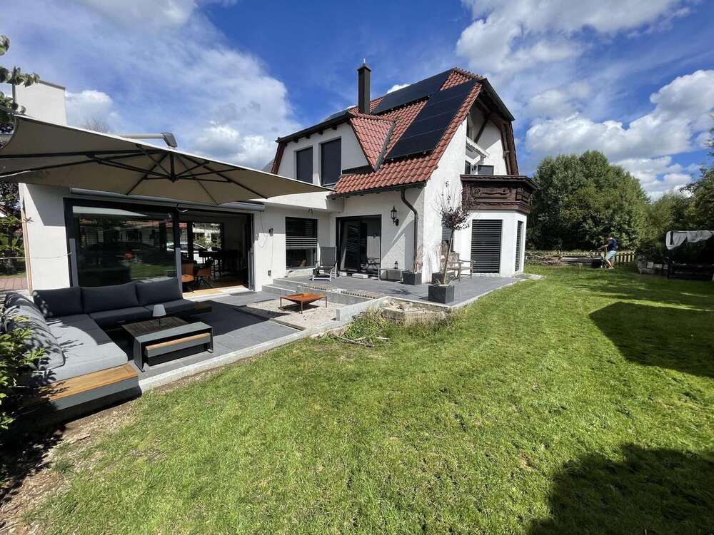 Thumbnail-Haus zum Kaufen in Burgthann 1.095.000,00 € 290 m²