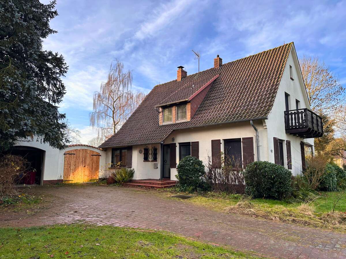 Thumbnail-Haus zum Kaufen in Hatten Kirchhatten 350.000,00 € 162.92 m²