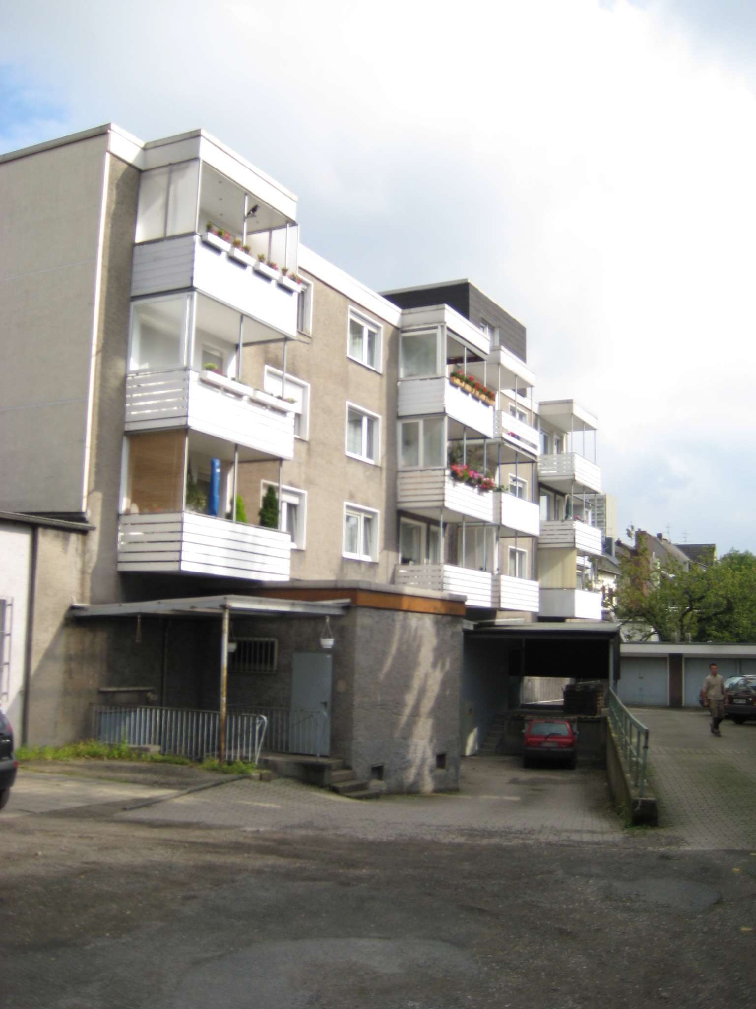 Thumbnail-Wohnung zum Kaufen in Duisburg 95.000,00 € 85 m²